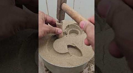 #art #sand #cake صهر المعادن صب فن وصناعات من صهر المعادن صب #sandment #tractor
