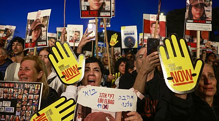آلاف الإسرائيليين يطالبون أمام الكنيست ب"تحرير الرهائن" في غزة