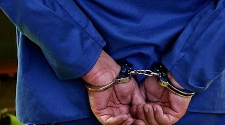 نیروهای امنیتی، هشت طلبه یک مدرسه دینی را در شهرستان راسک بازداشت کردند