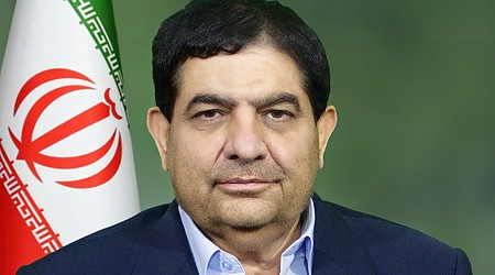 محمد مخبر.. مسار الصعود من الحرس الثوري إلى نيابة الرئيس الإيراني