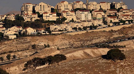إسرائيل تقر خططا لبناء آلاف المنازل بمستوطنات الضفة