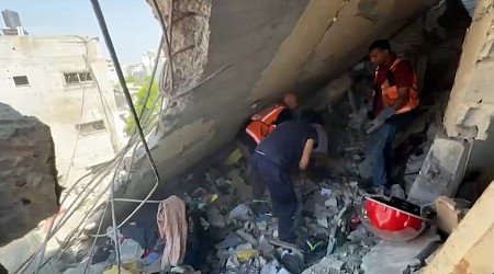 9 شهداء جراء قصف إسرائيلي استهدف منزلا جنوبي مدينة غزة