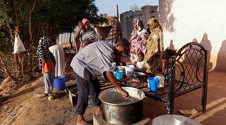 مجازر ونزوح بالسودان.. لوبس: أسوأ أزمة إنسانية في العالم لا تهم أحدا