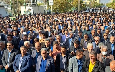 سنگ تمام یاسوجی‌ها در تشییع پیکر دکتر داوودی/پزشکی که با عزت رفت