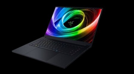 حاسب Razer Blade 16 يصبح أنحف حاسب ألعاب من Razer على الإطلاق #CES2025